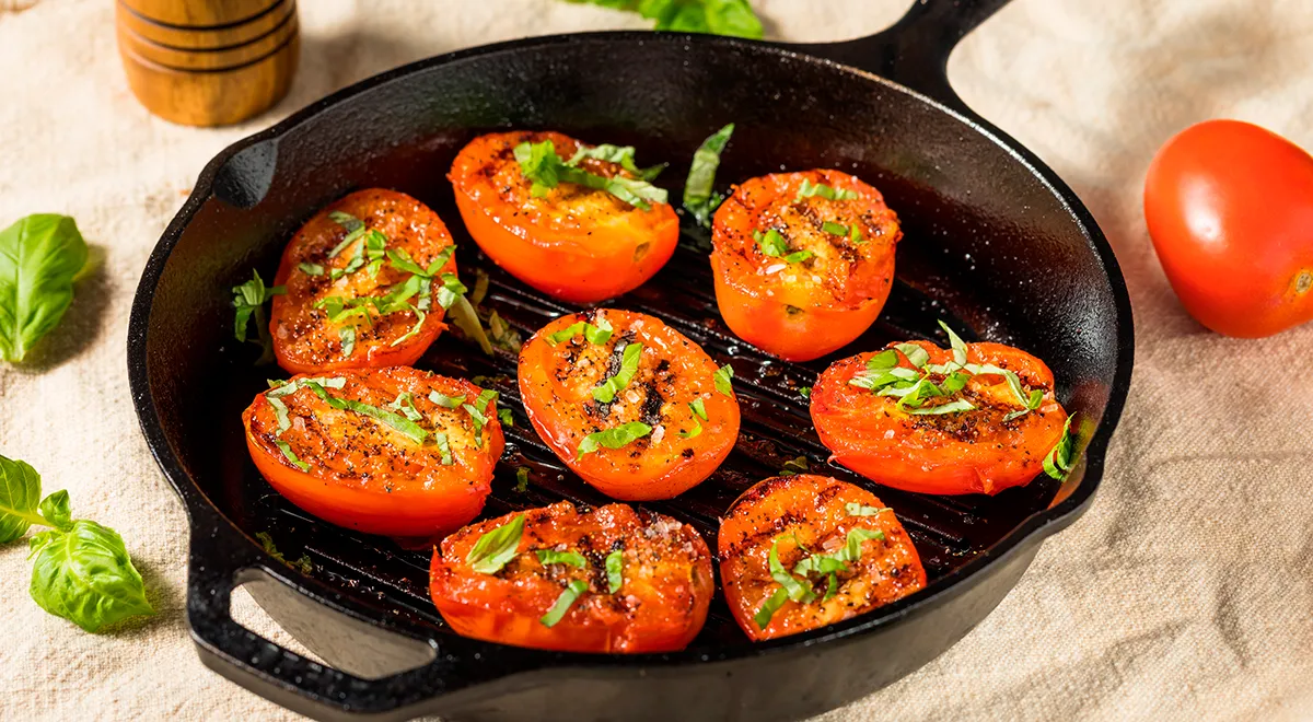 Pečena rajčica kao aromatičan dodatak jelima